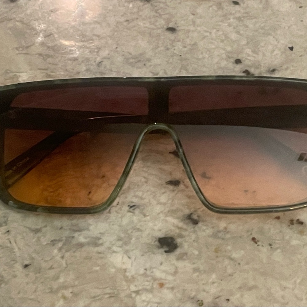 Prive Revaux shield sunglasses, army green, camo, brown lens
